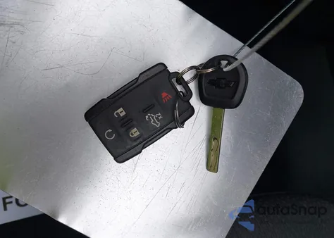 2020 Chevrolet Silverado 1500 4Wd Standard Bed Custom from USA, damaged, VIN 1GCRYBEH3LZ339684